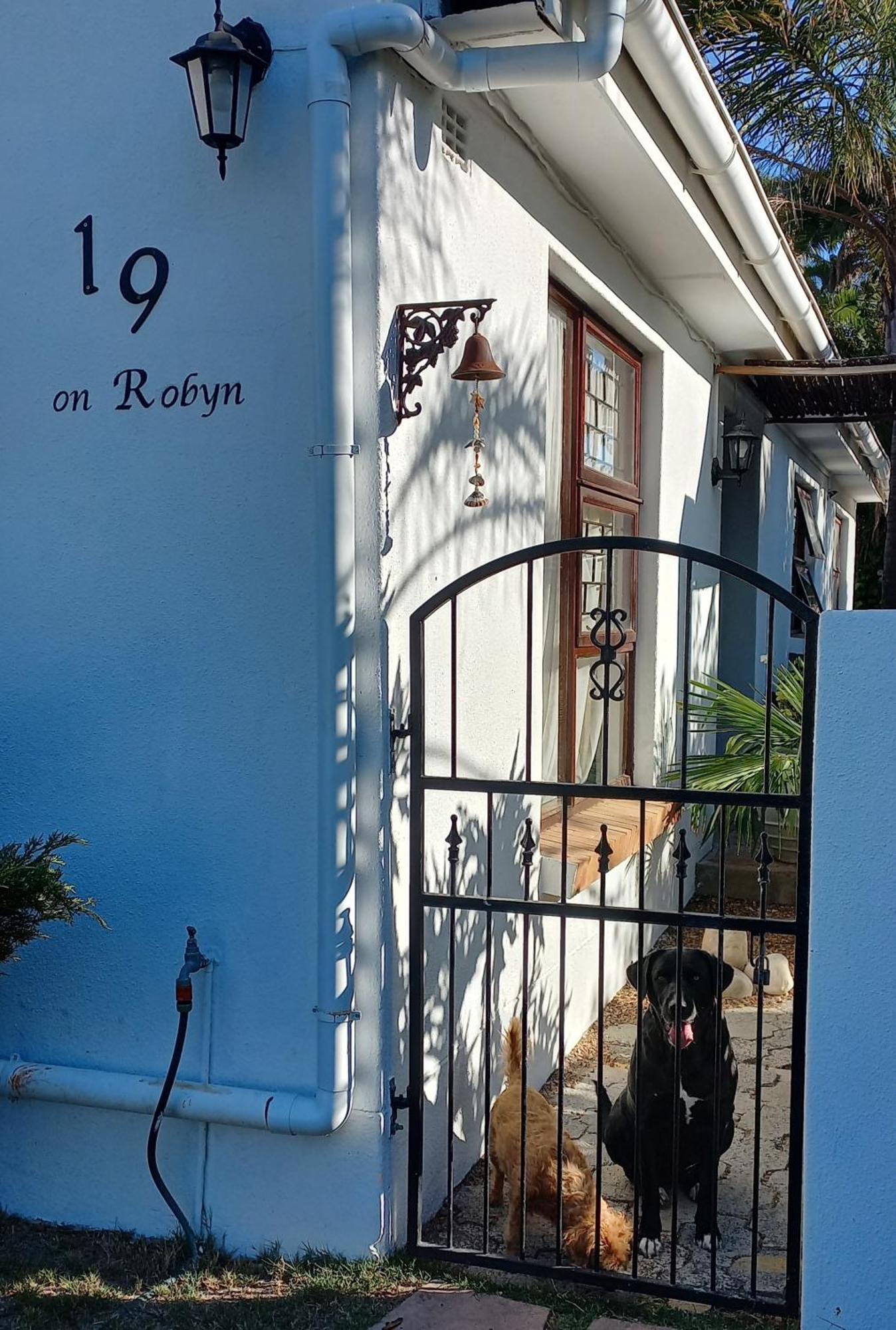 Ferienwohnung 19 On Robyn Durbanville Exterior foto